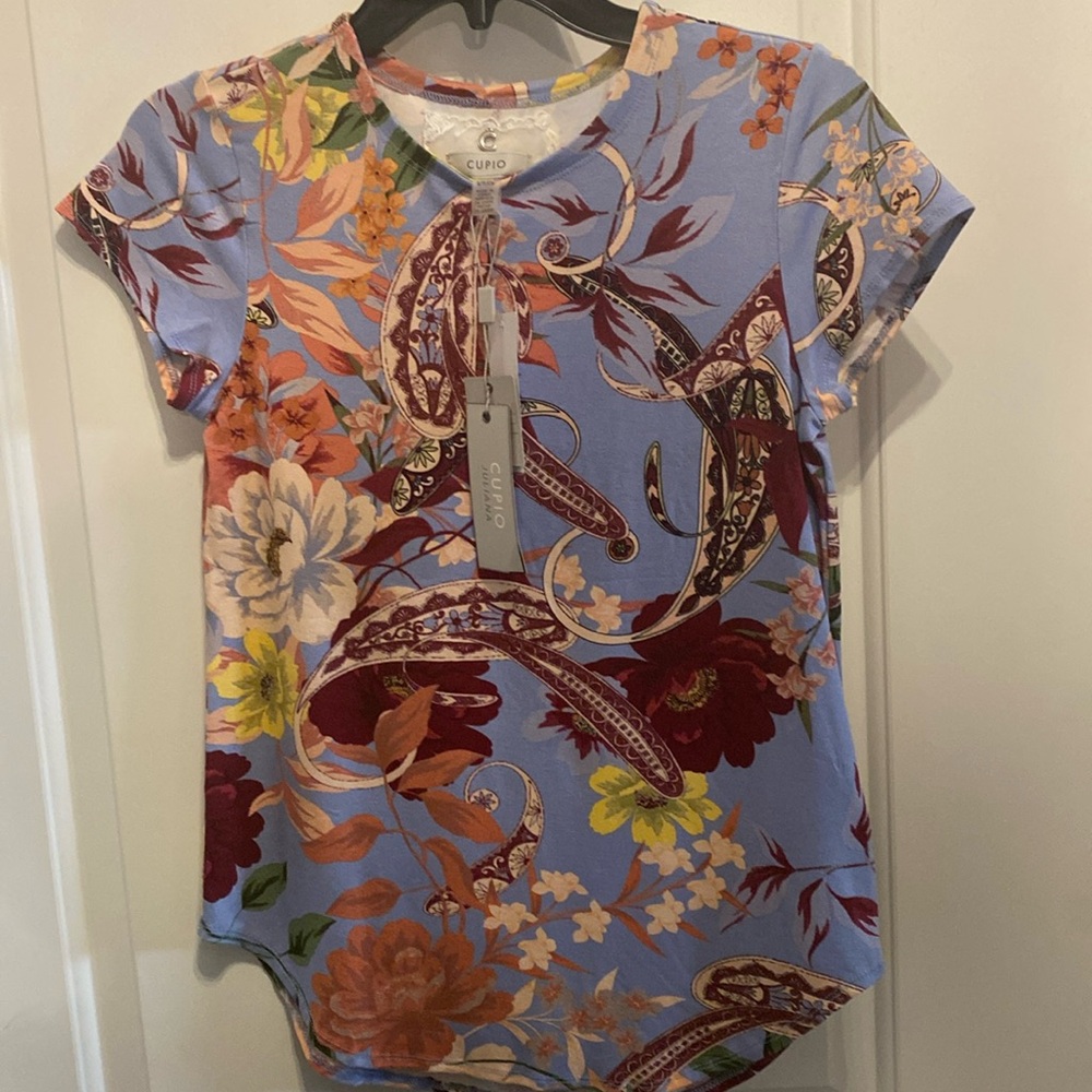 NWT Cupio floral print top